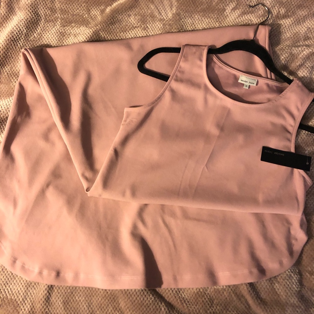 Maudye Jayne pink midi dress